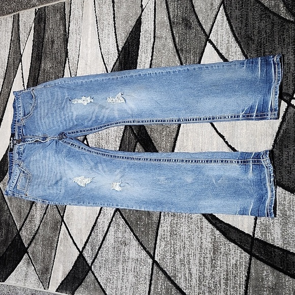 TRUE LUCK EMBROIDERED DISTRESSED STRAIGHT LEG DENIM JEAN - Picture 4 of 14